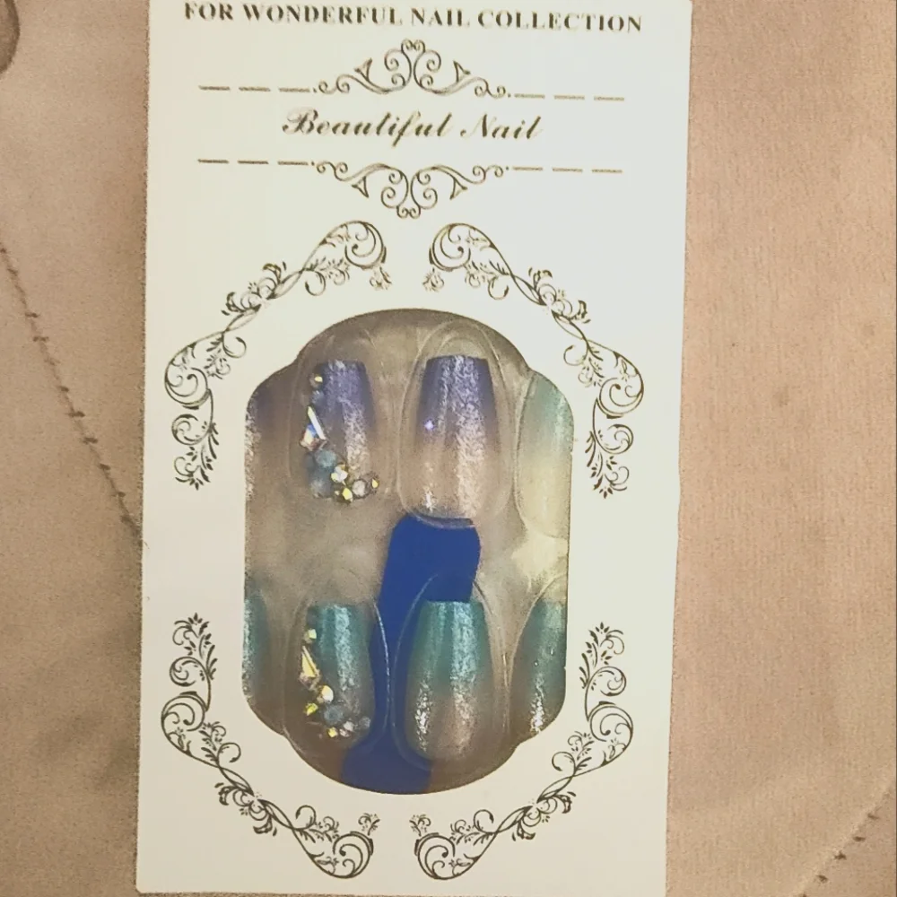 nails - Picture 1 of 1
